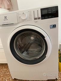 Lavatrice per pezzi di ricambio