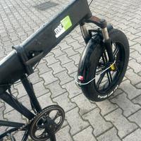 BICICLETTA ELETTRICA PIEGHEVOLE