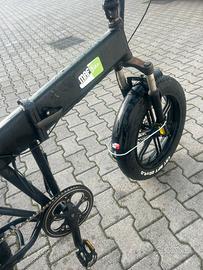 BICICLETTA ELETTRICA PIEGHEVOLE