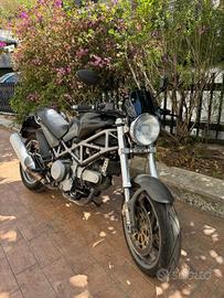 DUCATI Monster 620 I.E. con motore 800 raffreddato