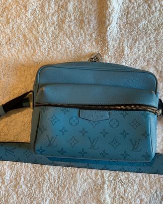 Louis Vuitton Messenger Bag