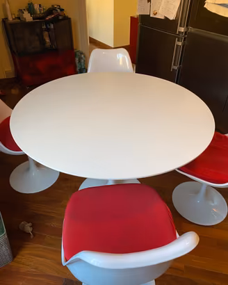 Tavolo tondo 4 posti  Knoll saarinen imitazione