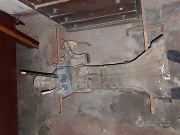 cambio per Mitsubishi Pajero prima serie 