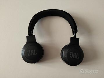 Cuffie wireless JBL modello e45bt