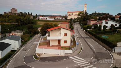 VILLA A SCHIERA A ARZIGNANO