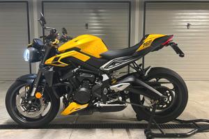 Triumph Street Triple - 2023