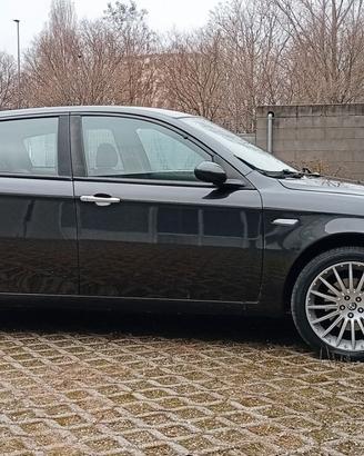 Alfa Romeo 147 1.9 JTDm 120 CV - Gancio traino 