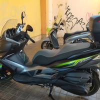 Kawasaki J300 - 2018