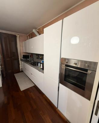 X trasloco intero arredamento