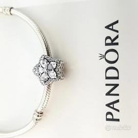 PANDORA Charm Fiocco di neve pavé scintillante
