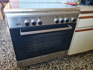 Cucina a gas con forno