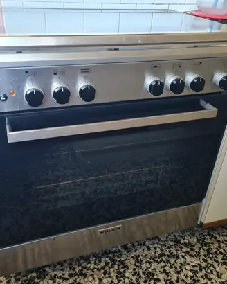 Cucina a gas con forno