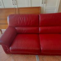 divano 2 posti in cuoio rosso bordeaux