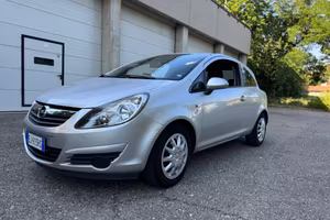 Opel Corsa 1.2 3 porte Club