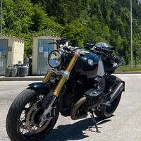 BMW R nine T