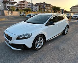 VOLVO V40 CROSS COUNTRY D3 2.0DIESEL 150CV AUTOMAT