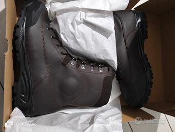 anfibi cosmas invernali taglia 45