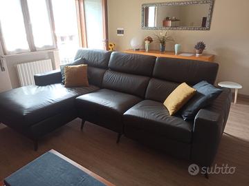 Divano in vera pelle