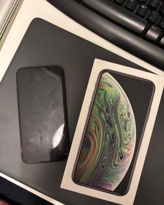 iPhone XS