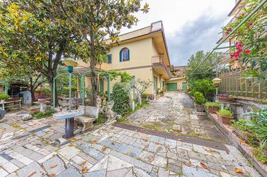 PALAZZINA A ROMA
