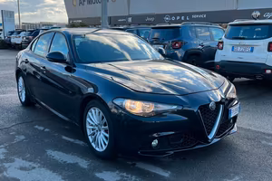 Alfa Romeo Giulia 2.2 Turbodiesel 136 CV AT8 Busin