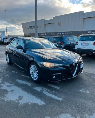 Alfa Romeo Giulia 2.2 Turbodiesel 136 CV AT8 Busin