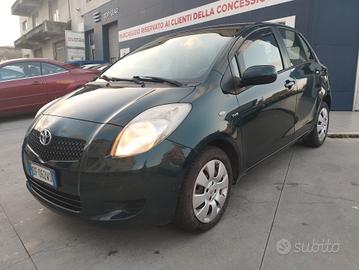 Toyota Yaris 1.4 D-4D 5 porte Sol