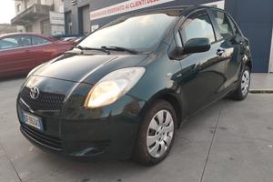 Toyota Yaris 1.4 D-4D 5 porte Sol
