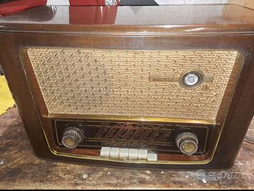 Radio vintage Braun 222 ukw