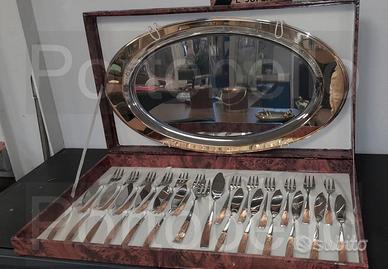 Codice: 266854 SERVIZIO POSATE DA DOLCE + VASSOIO