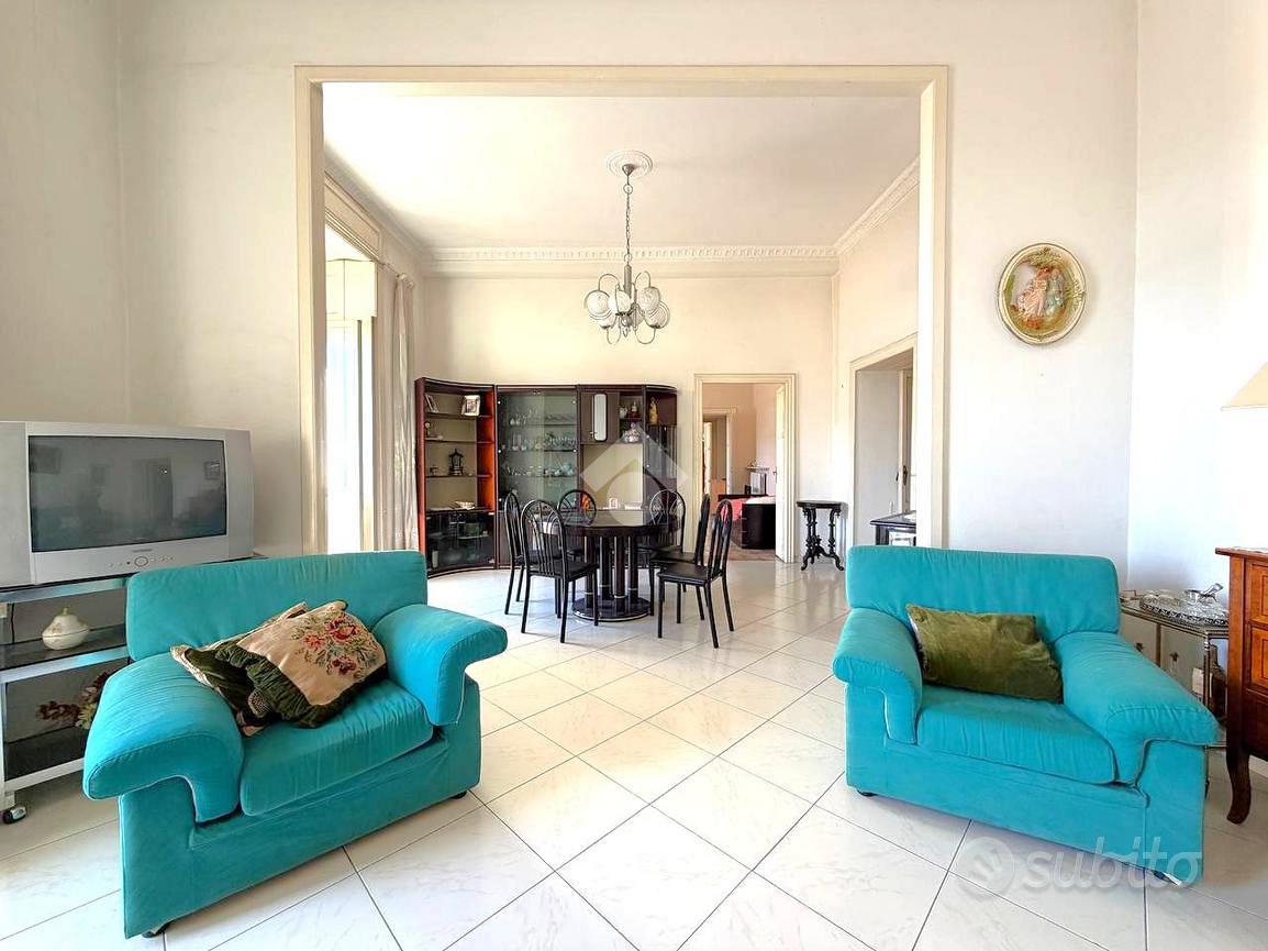 Apartment in Napoli, Chiaia, Municipalità 1 - Vista 3
