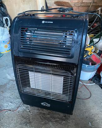 Stufa catalitica a gas GPL e ventilata