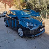 Toyota Aygo 5 Porte Aygo 5p 1.0 x-business m-mt 72