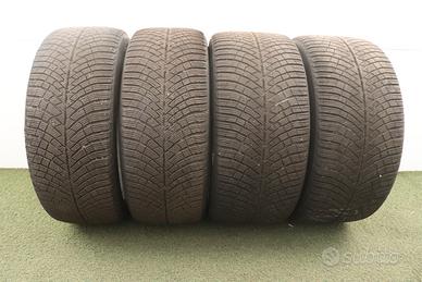 Gomme Pirelli Pzero 245 35 20 275 30 20 inverno