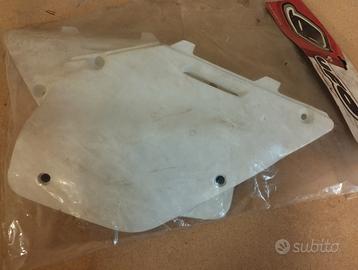 Fianchetti posteriori Suzuki RM