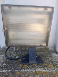 3 faretti da giardino