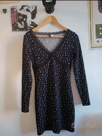 Vestito Nero aderente fantasia floreale pizzo