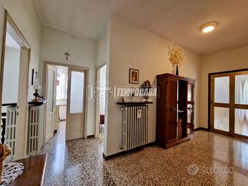 ST192- APPARTAMENTO QUADRILOCALE CON TERRAZZA