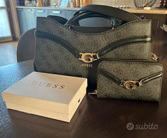 Guess borsa e portafoglio abbinati