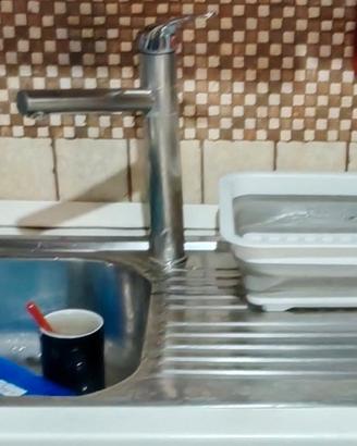 lavandino e miscelatore 