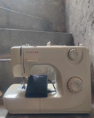 MACCHINA SINGER 8280