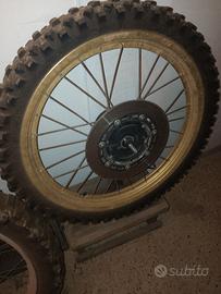 vari articoli x moto Honda XL 600 