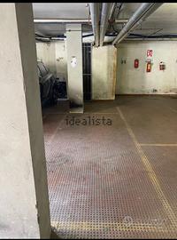 Posto auto piccola/moto via modigliani
