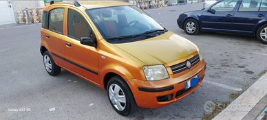 Fiat panda 1.2 benzina con impianto metano