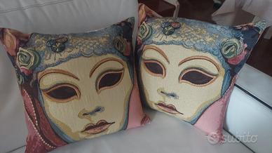 2 cuscini Gobelin 