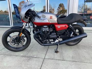 Moto Guzzi V7 IV Stone Corsa