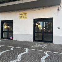 Locale commerciale negozio / ufficio