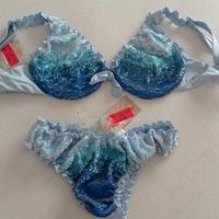 Costume da bagno nuovo 