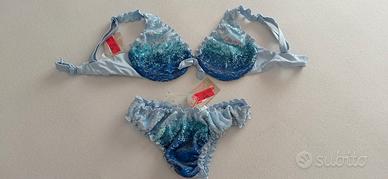 Costume da bagno nuovo 