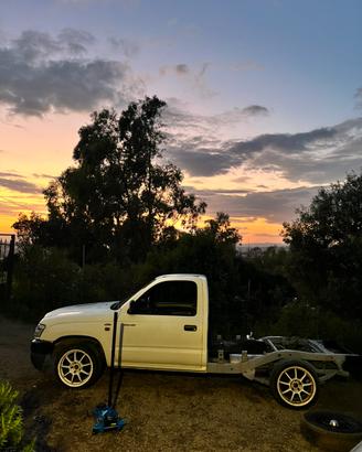 Toyota Hilux 2.5 d4d 2wd